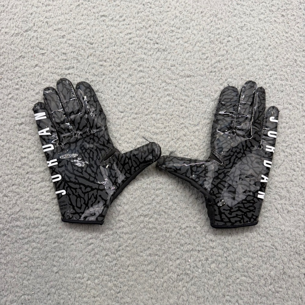 Jordan Jet 7.0 Mens Small J1007130-091 Black Elephant Football Receiver Gloves